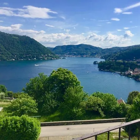 Nyaraló Lovely Cascina. Stunning Views & Sun Deck