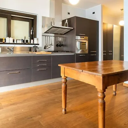 Ferienhaus Lovely Cascina. Stunning Views & Sun Deck *