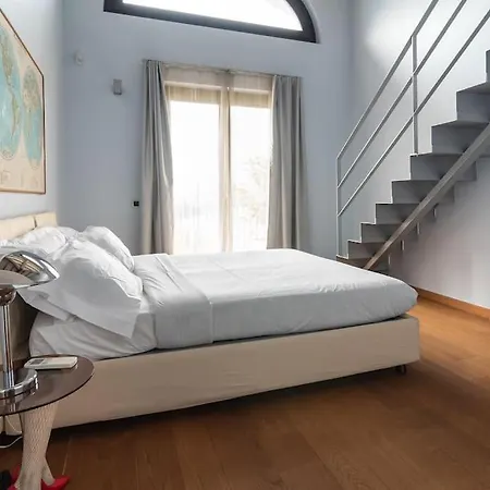 Ferienhaus Lovely Cascina. Stunning Views & Sun Deck *