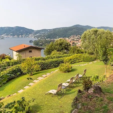 Casa vacanze Lovely Cascina. Stunning Views & Sun Deck *