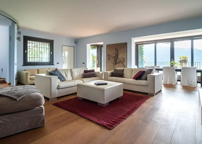 Casa vacanze Lovely Cascina. Stunning Views & Sun Deck *