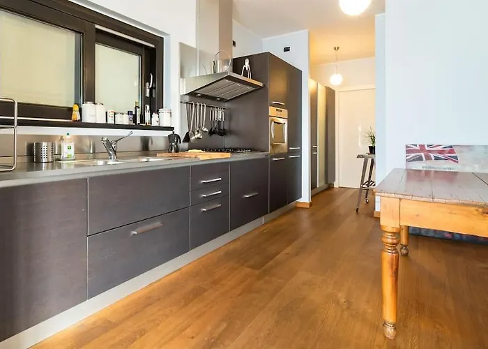 Lovely Cascina. Stunning Views & Sun Deck Casa vacanze