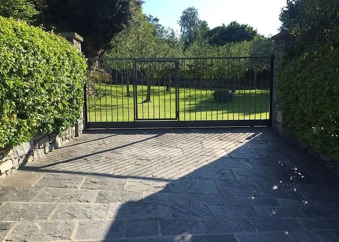 Casa vacanze Lovely Cascina. Stunning Views & Sun Deck *